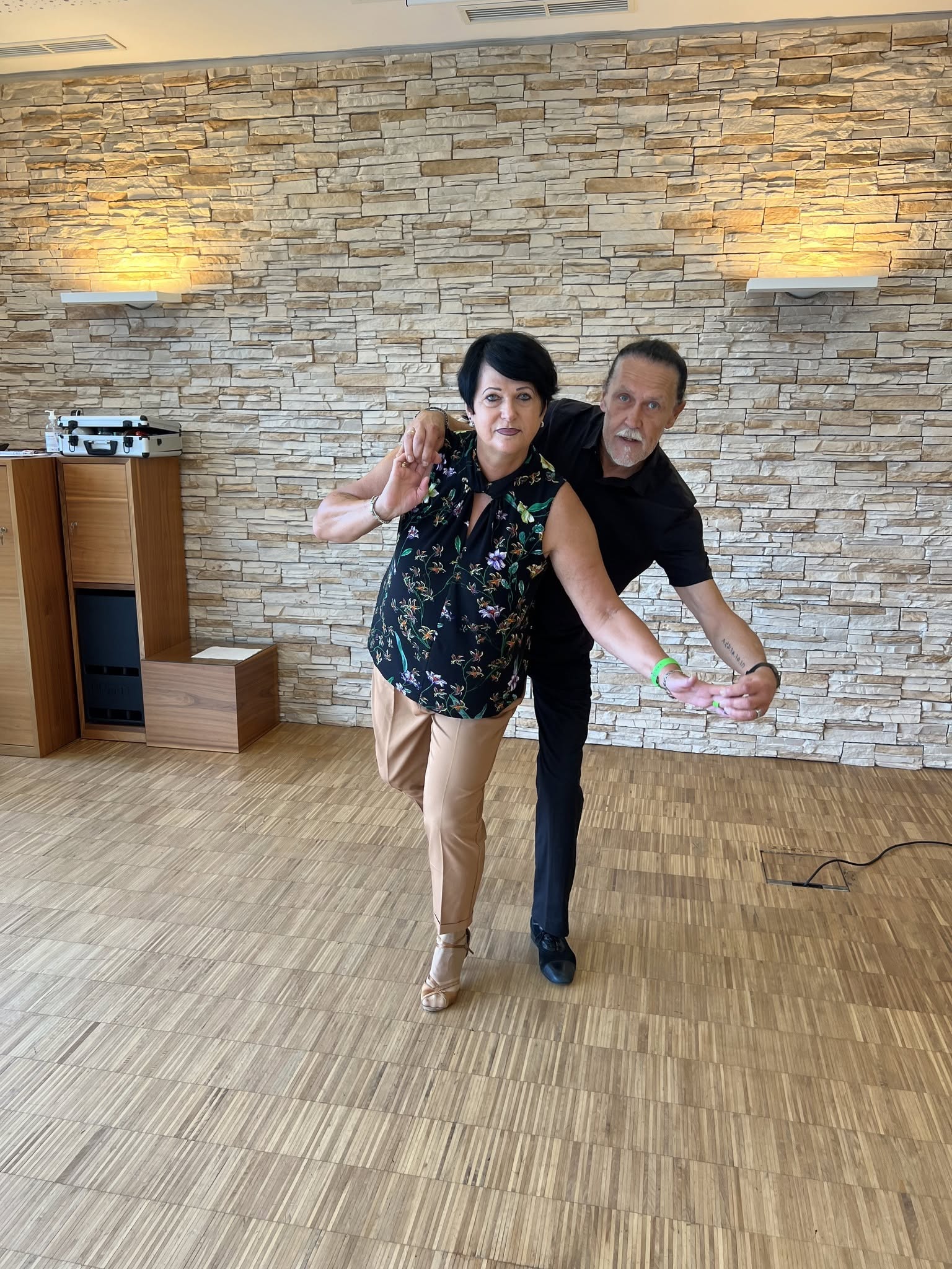 West Coast Swing Workshop — SAT 21 – SUN 22 NOV