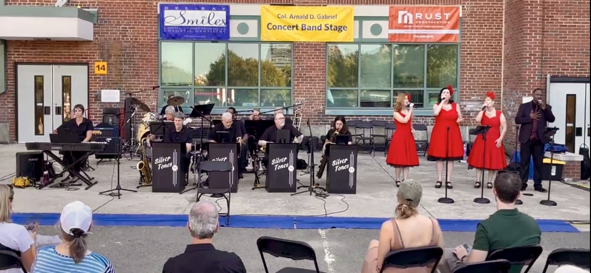 Silver Tones at Art on the Avenue Festival — SAT 3 OCT