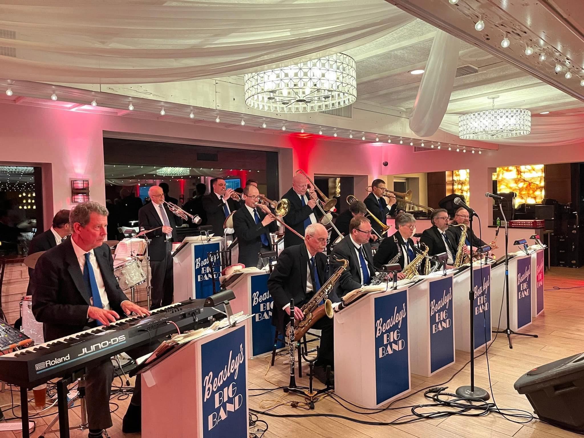Dinner & Dancing at Brianno's Chart House | Beasley's Big Band with Vocalist Courtney Burton — MON 5 – TUE 6 OCT