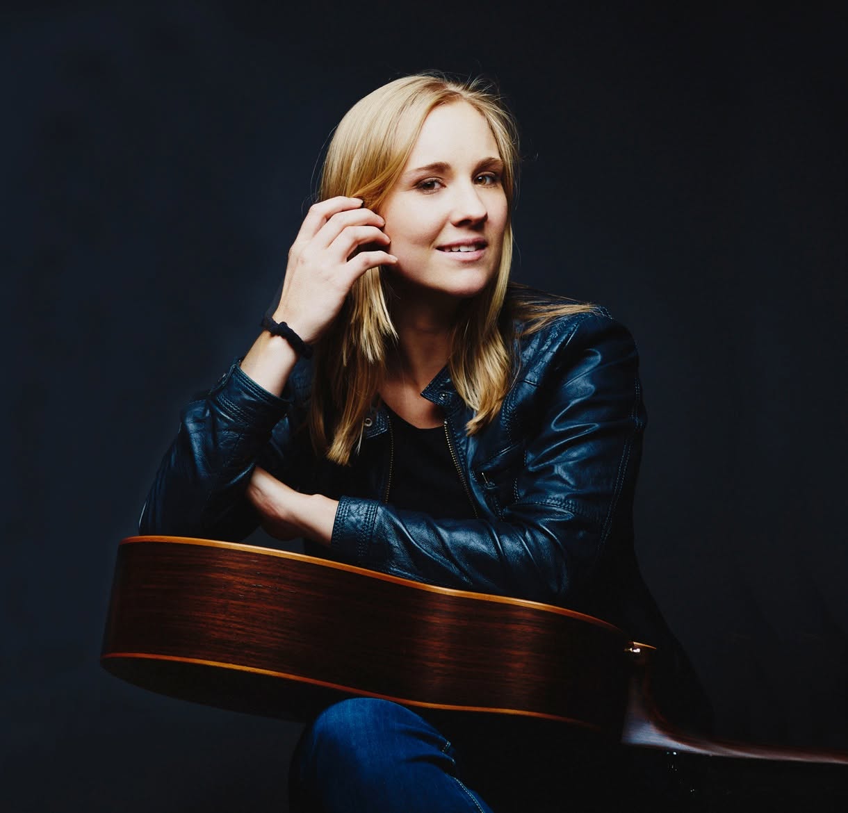 Gitarrissimo 976 - Fingerstyle mit Julie Malia (Jule Malischke) — TUE 20 OCT
