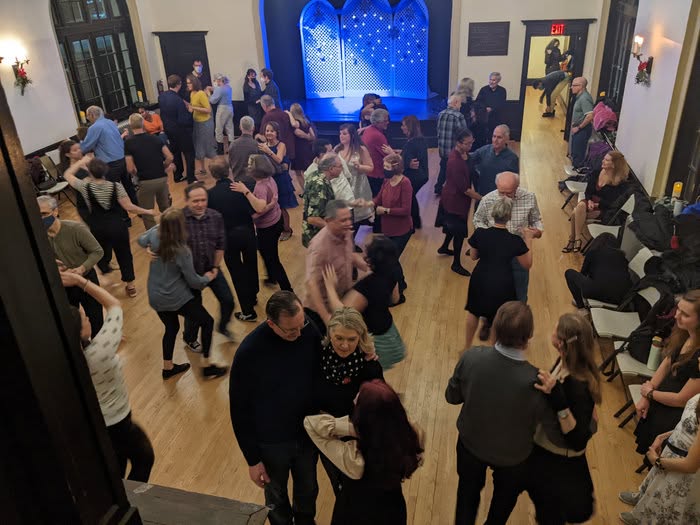 Third Sunday DJ Swing Dance at Carroll Baldwin Hall — SUN 15 – MON 16 NOV