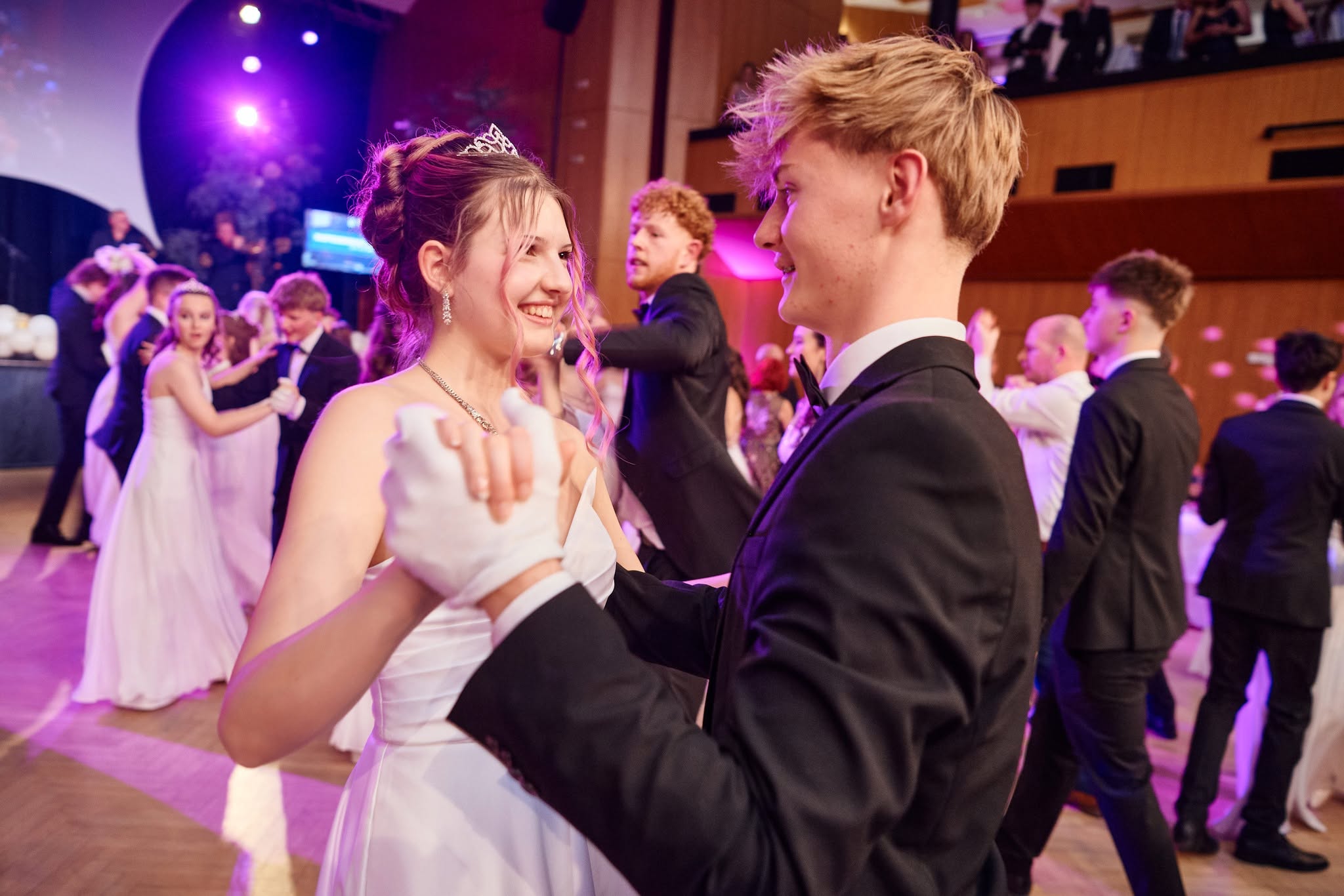 Debütantenball in der Stadthalle Wels & After Ball Party in der Tanzschule Hippmann — SAT 21 NOV