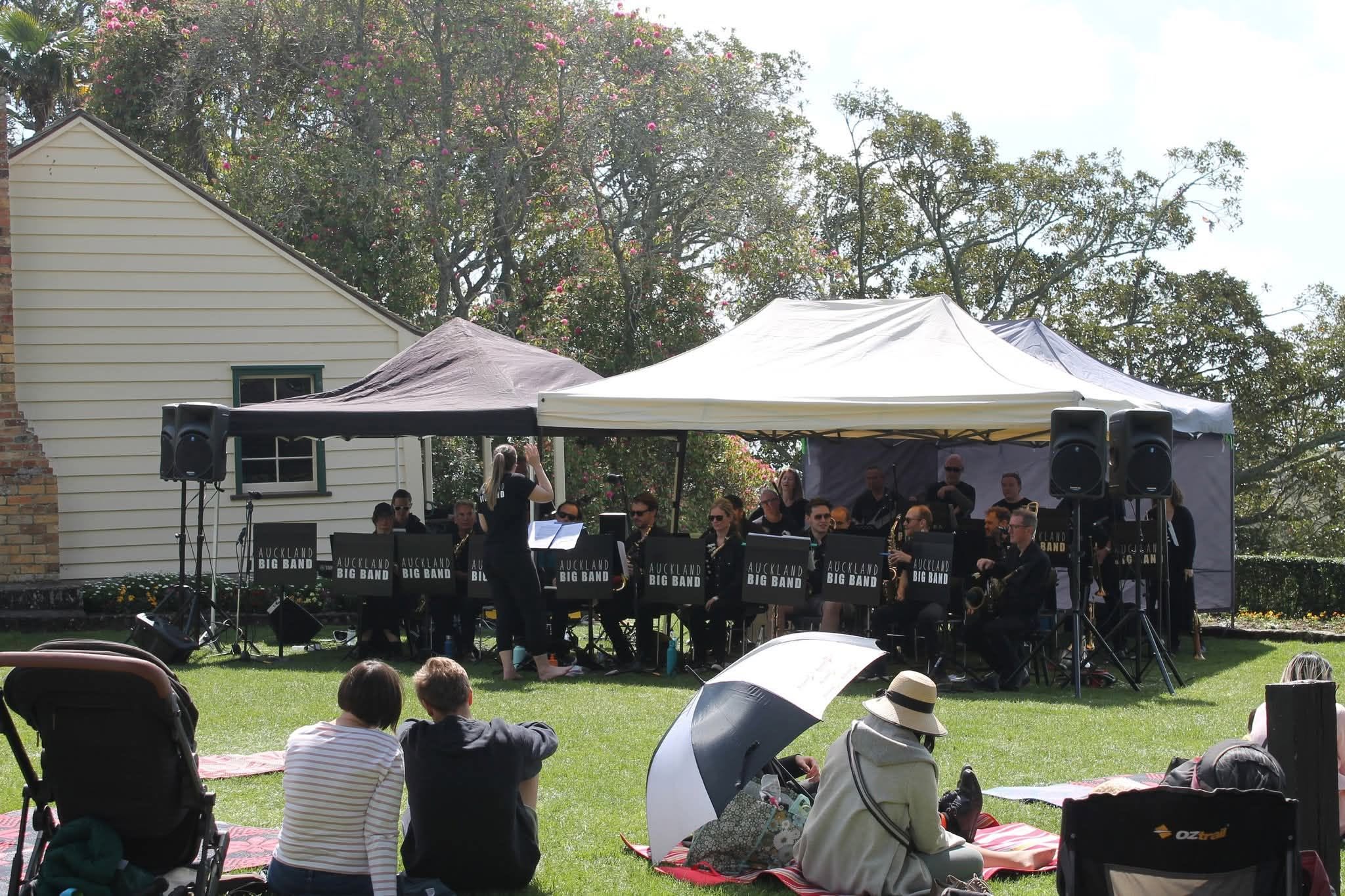 Cornwall Park Scone-cert — SAT 3 OCT