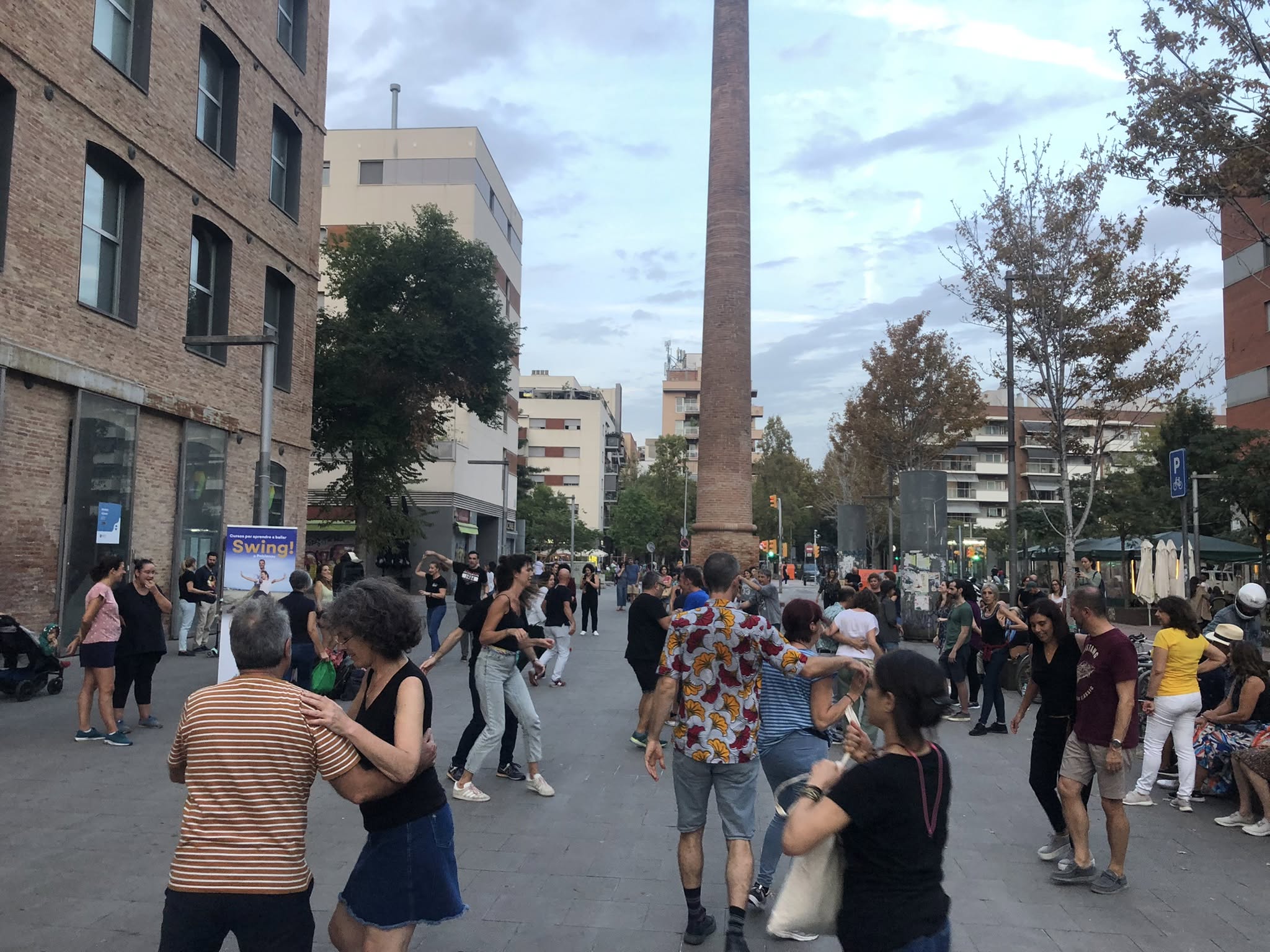 Ballada de Swing i Classe Oberta al Festival Escena Poblenou! — FRI 23 OCT