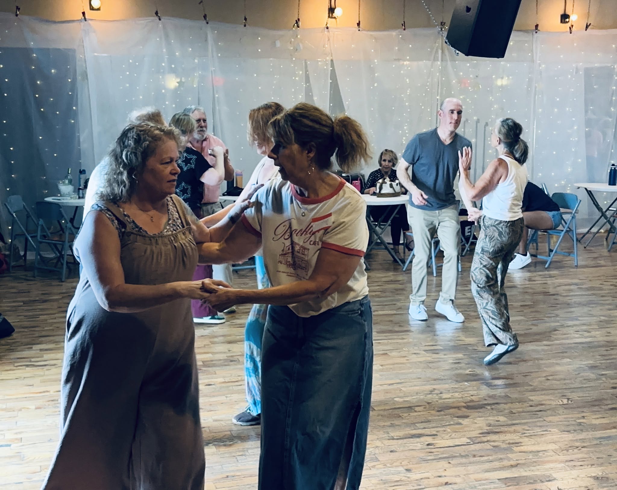 Intro to Lindy Hop || Lehigh Valley Lindy — WED 7 OCT