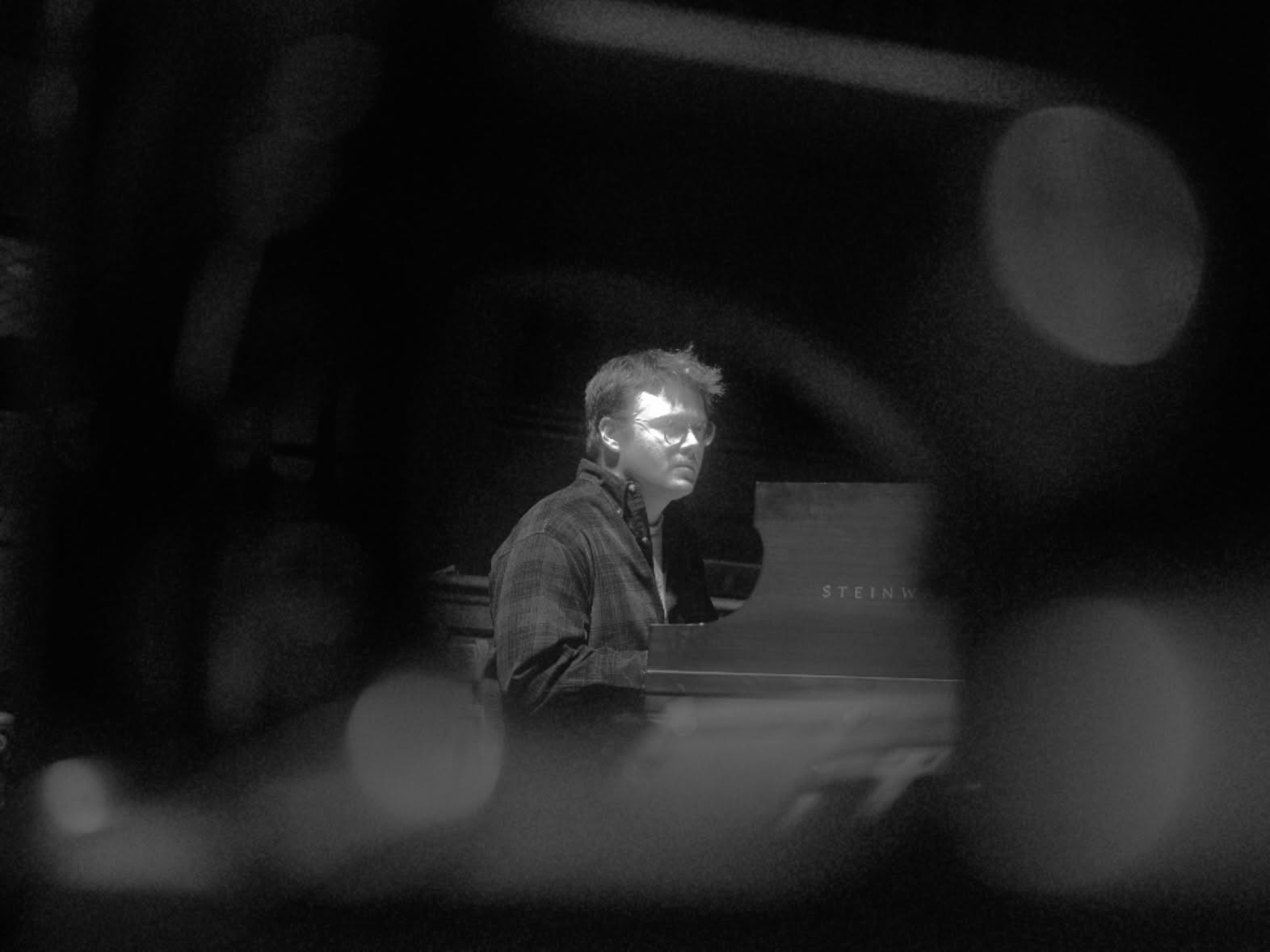 Solomon Lindenberg Trio — THU 15 OCT