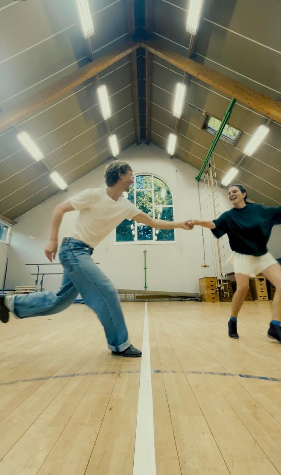Lindy hop workshop with Loulou&Max - find your explosiveness! — THU 29 OCT