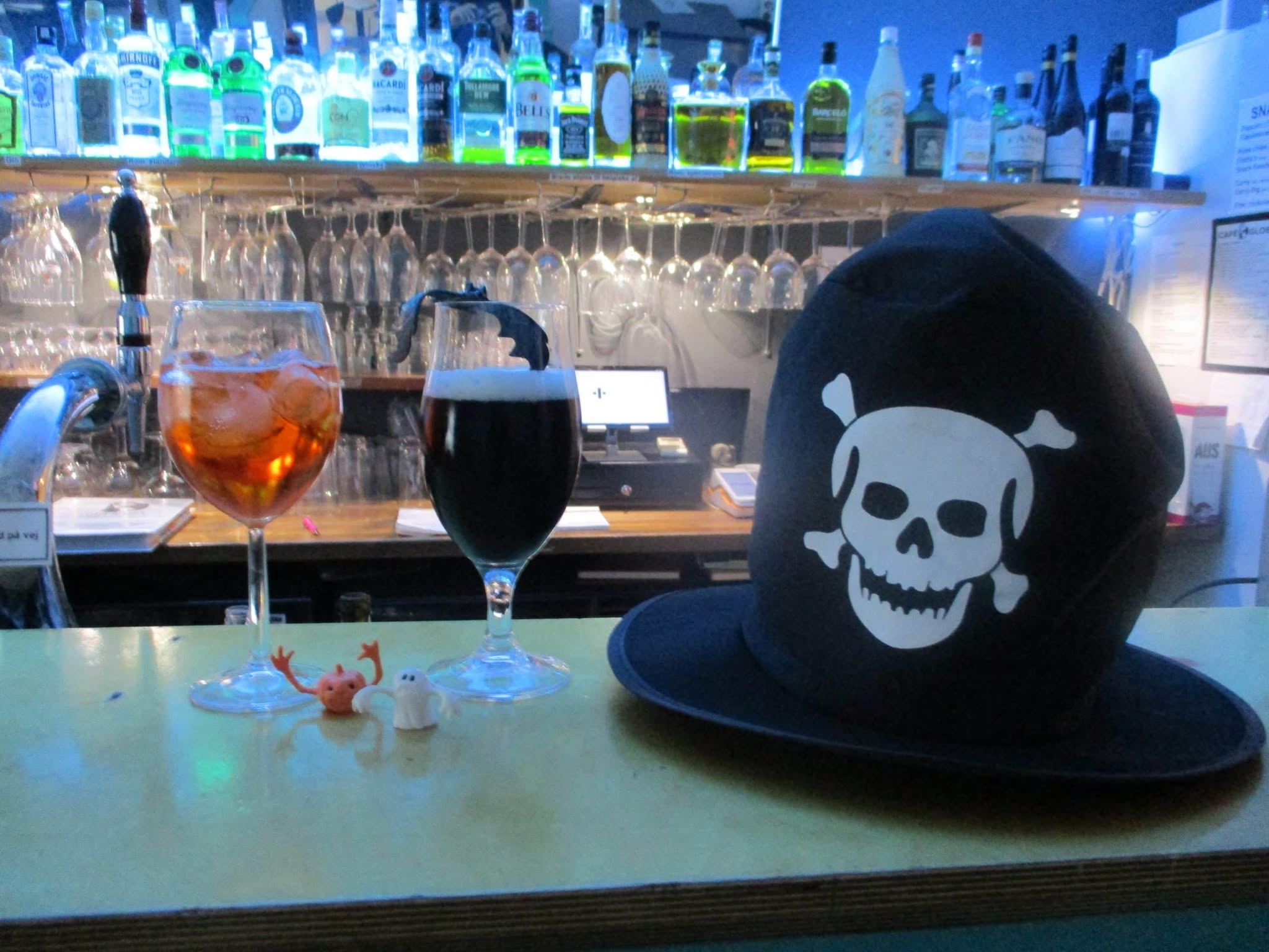 Halloween fredagsbar — FRI 23 OCT