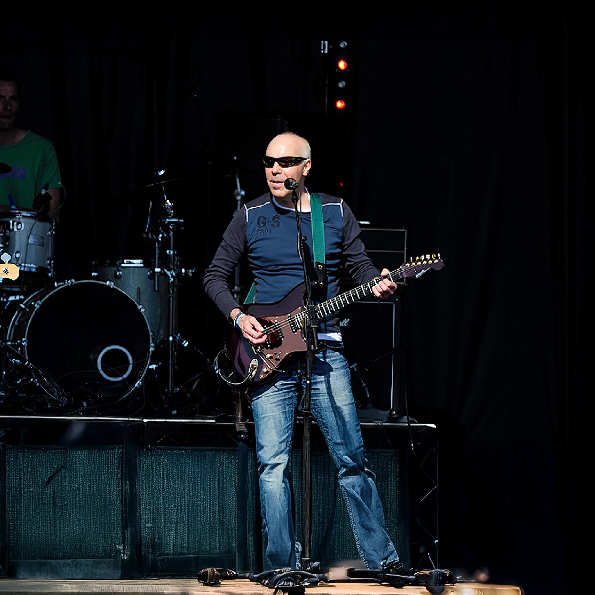 HENNESSY'S Camberwell with PAUL BOWEN — FRI 23 OCT